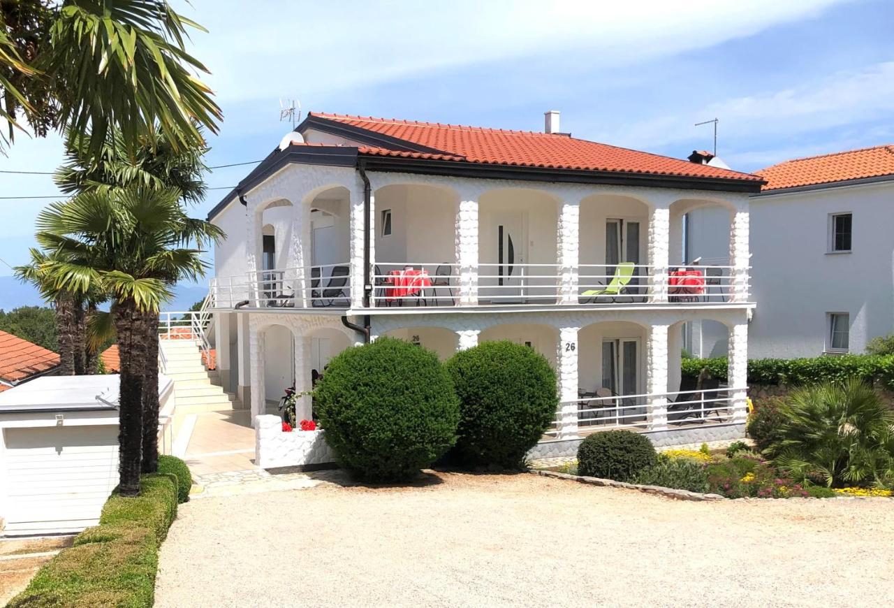 Apartments Kremenici Malinska Εξωτερικό φωτογραφία