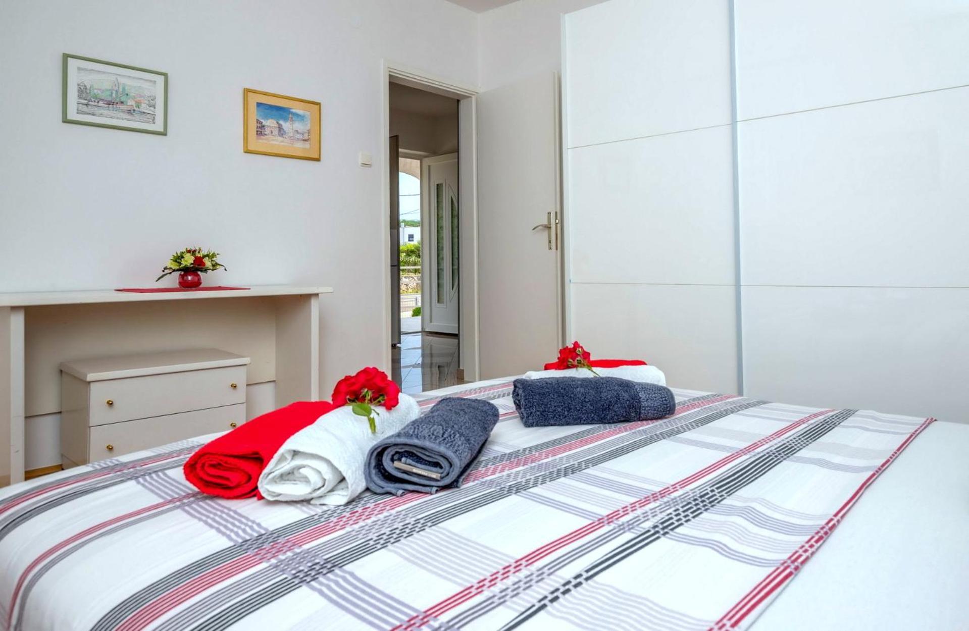 Apartments Kremenici Malinska Εξωτερικό φωτογραφία