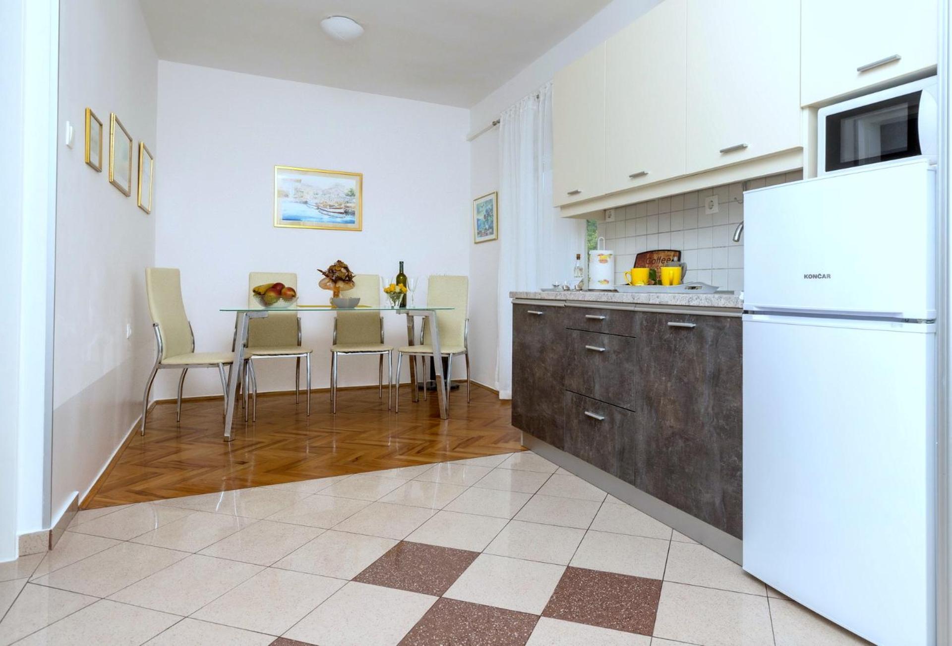 Apartments Kremenici Malinska Εξωτερικό φωτογραφία