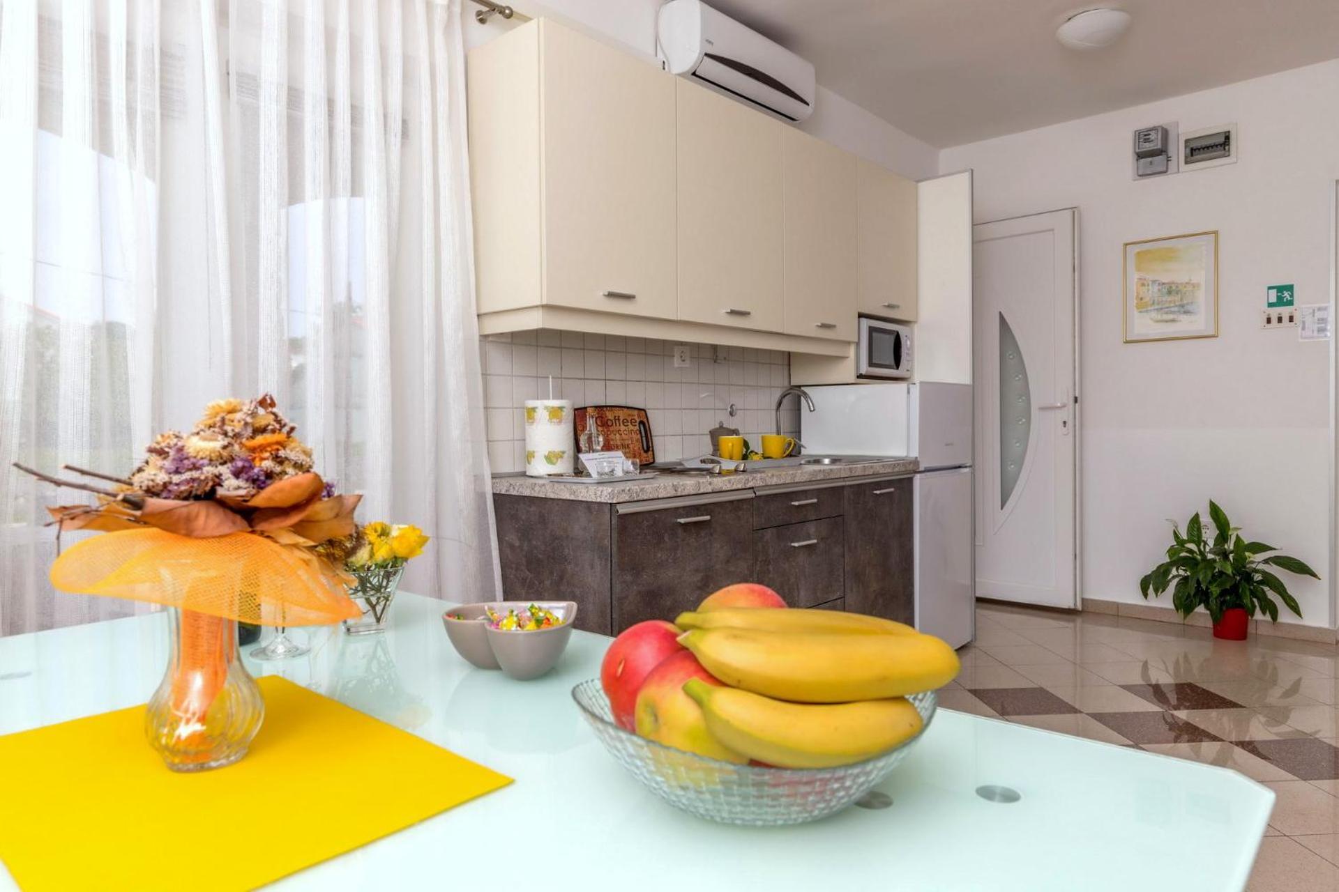 Apartments Kremenici Malinska Εξωτερικό φωτογραφία